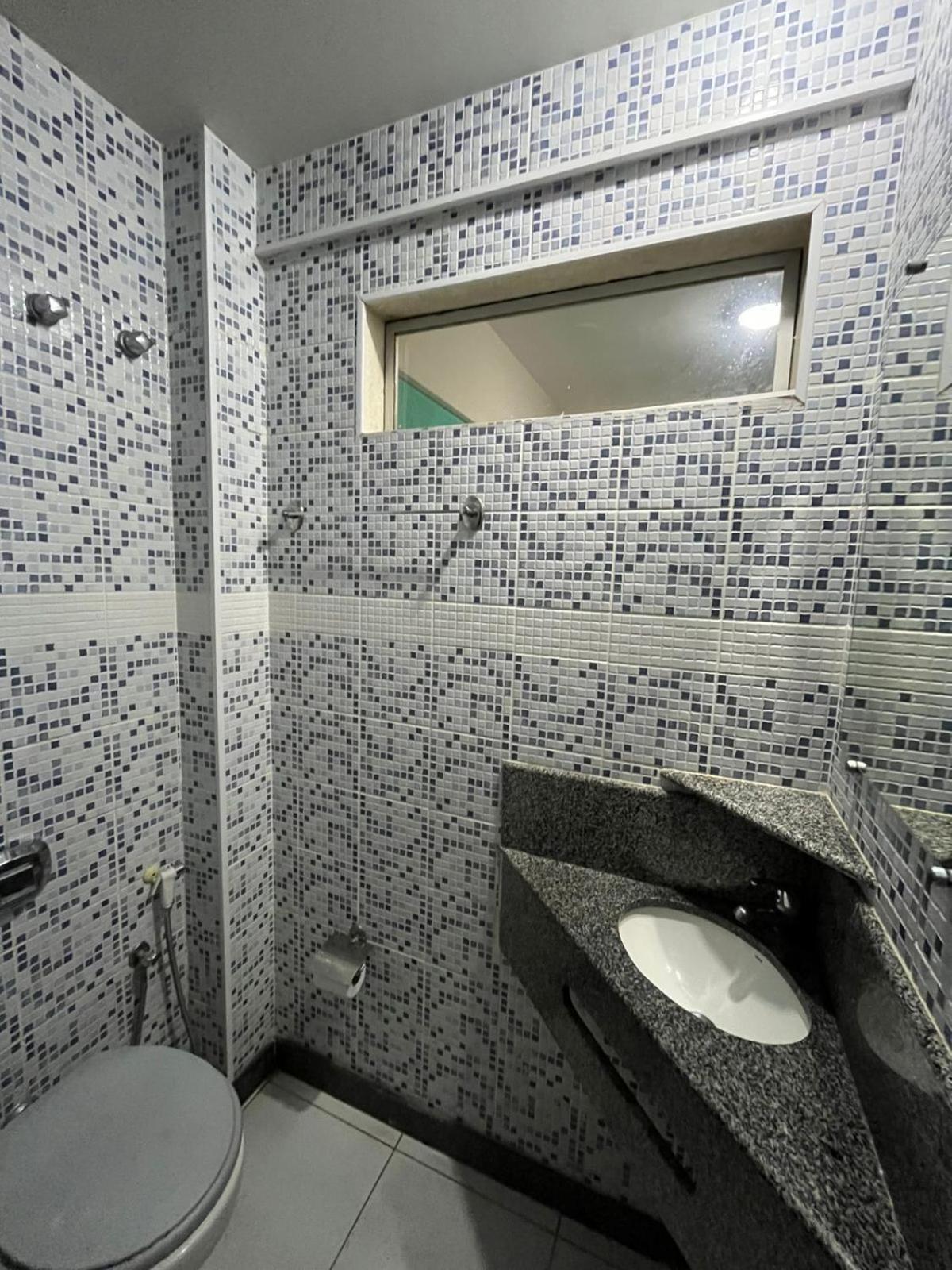 Quarto com Cama de Casal ou 2 de Solteiro